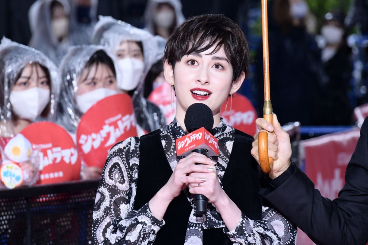 斎藤工、『シン・ウルトラマン』は「言語化できないすばらしさ」　長澤まさみらとレッドカーペットに登場