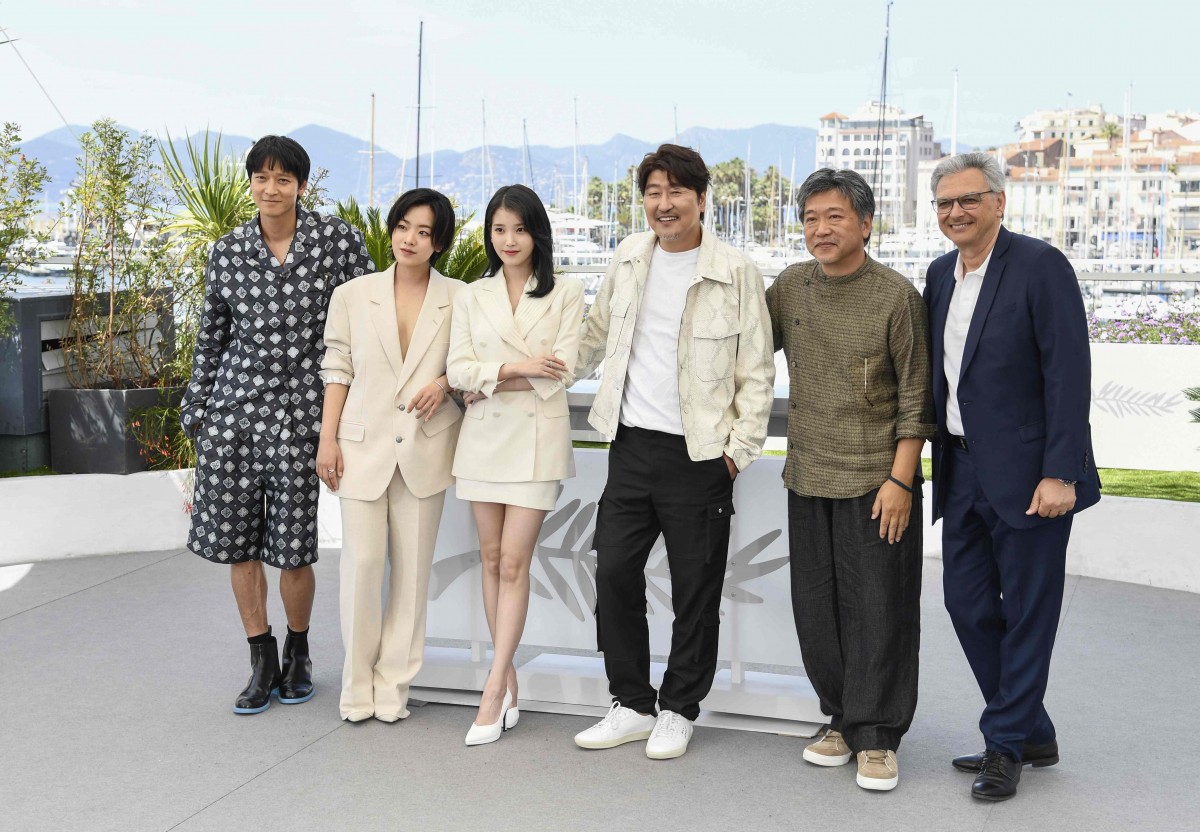 是枝裕和監督最新作『ベイビー・ブローカー』主演ソン・ガンホ、カンヌ最優秀男優賞　韓国人俳優初の快挙