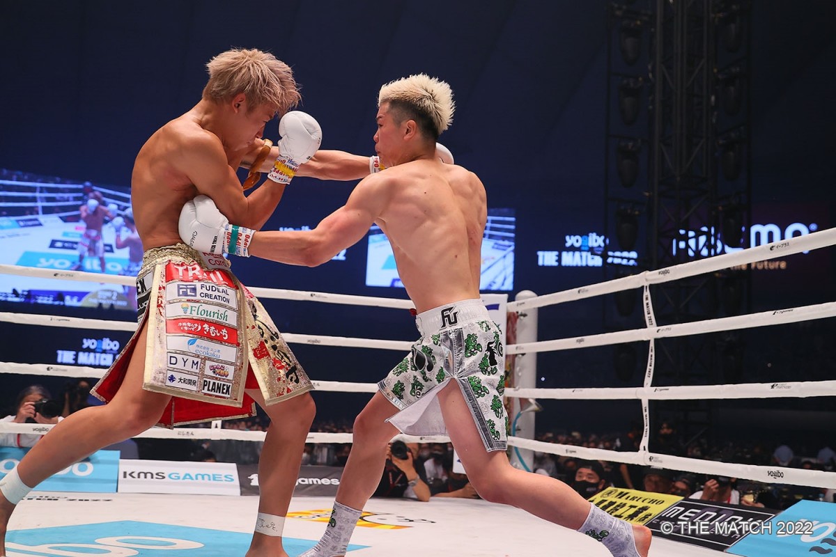 『THE MATCH』対戦表明から6年7ヵ月　那須川天心が判定で武尊に勝利