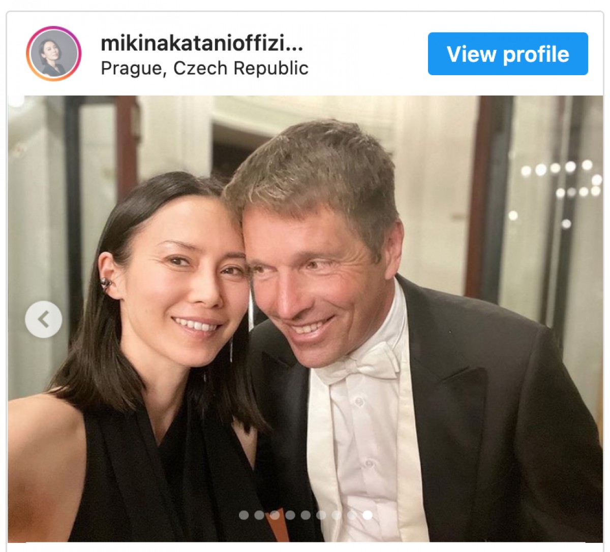 （左から）中谷美紀、ティロ・フェヒナー氏　※「中谷美紀」インスタグラム