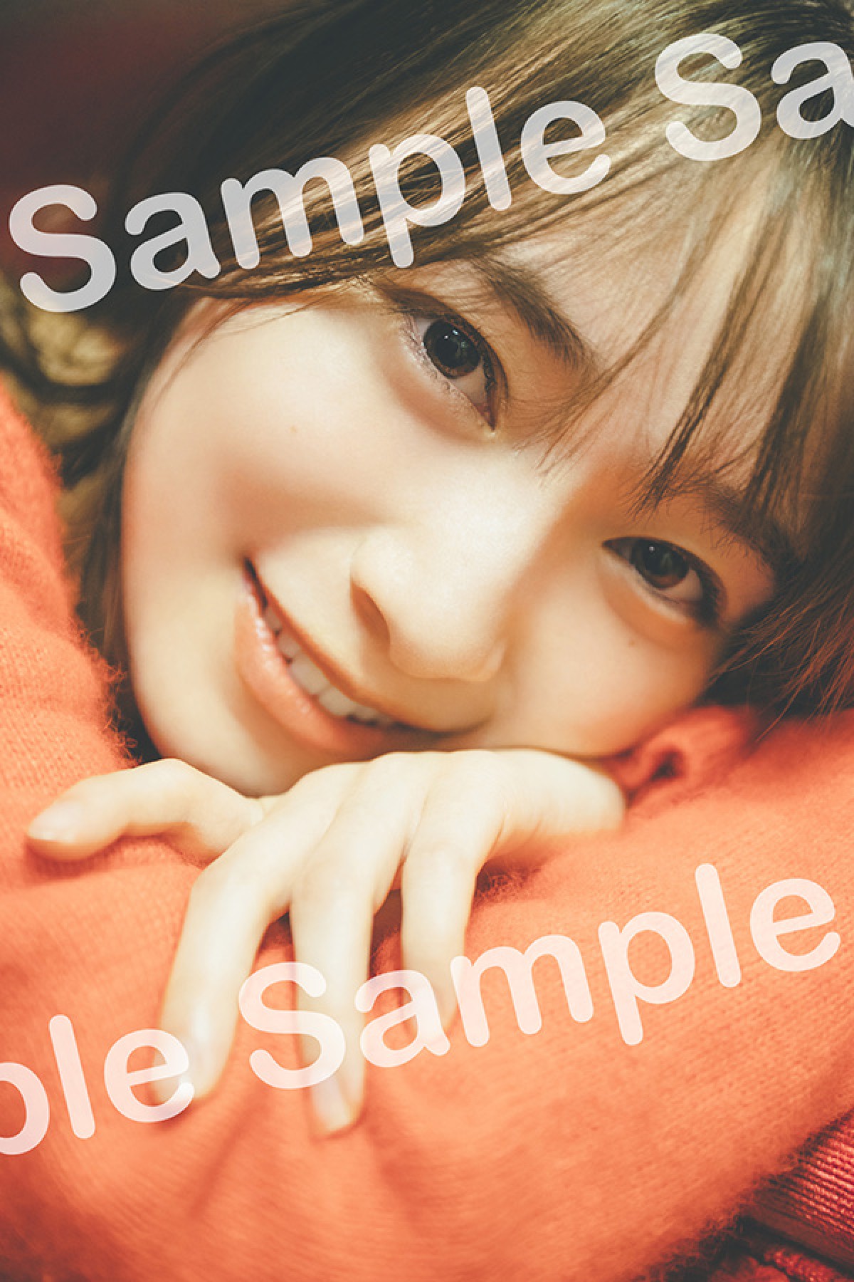 櫻坂46・守屋麗奈1st写真集、書店別ポストカード特典を公開　すべて未掲載カット
