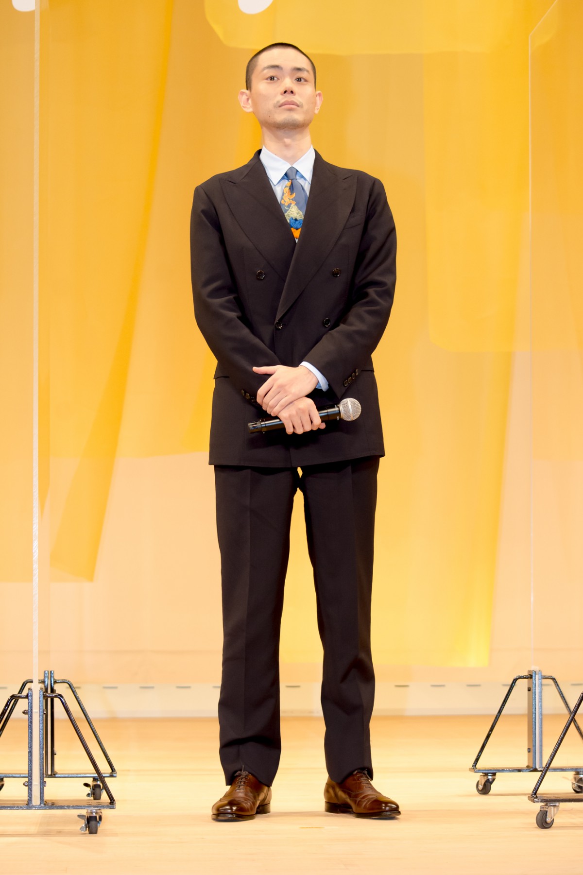 菅田将暉、号泣する原田美枝子を見て“よしよし”「気づいたら頭をなでてました」