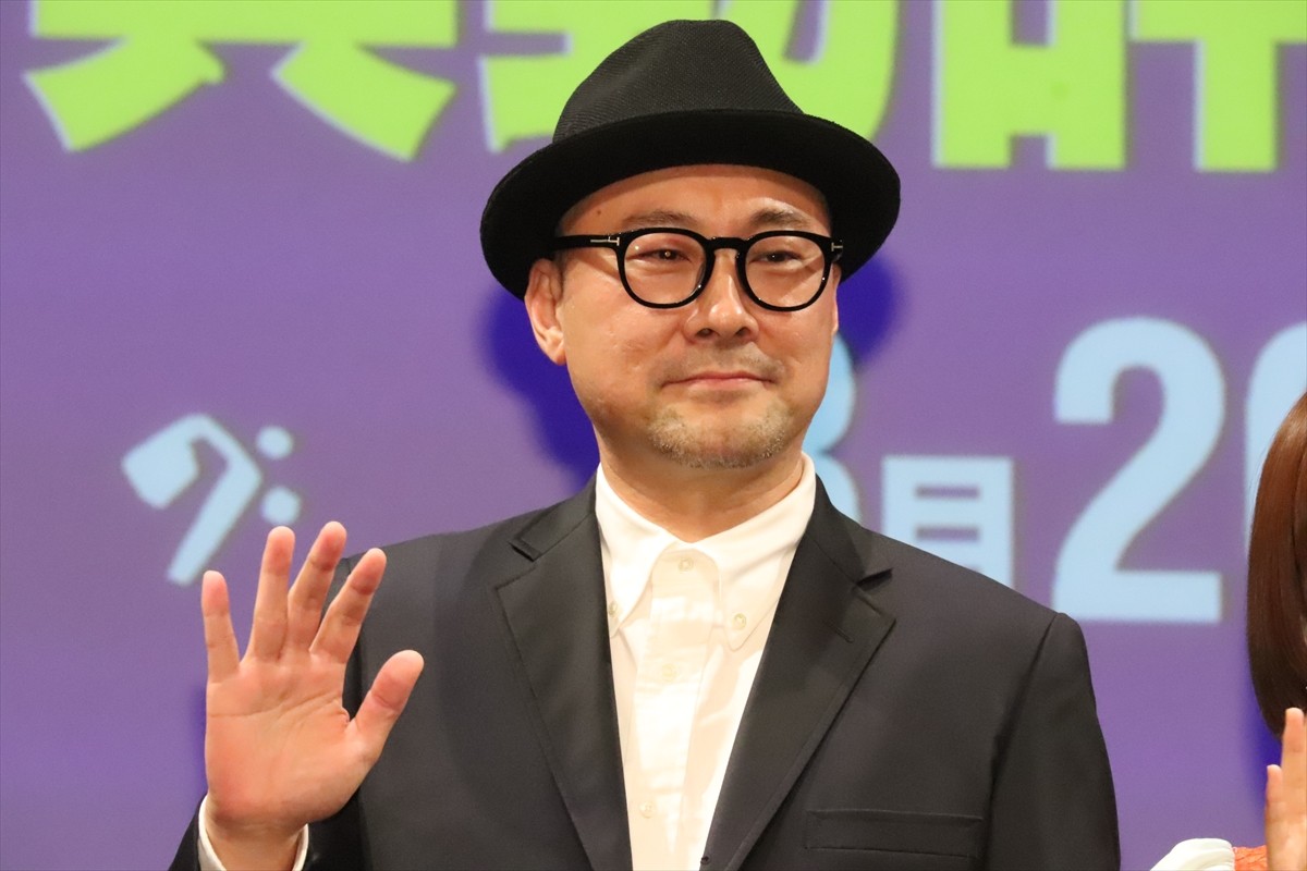 阿部寛、ドラムに初挑戦！　“苦戦”告白も清野菜名＆高杉真宙は「かっこよかった」と絶賛