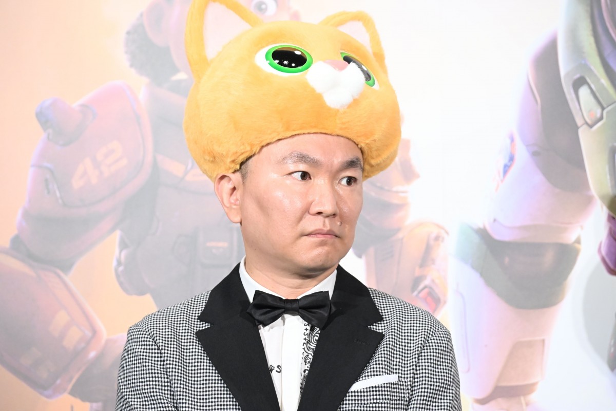 鈴木亮平、自分とバズの共通点は「アゴがしっかりしてるんです」