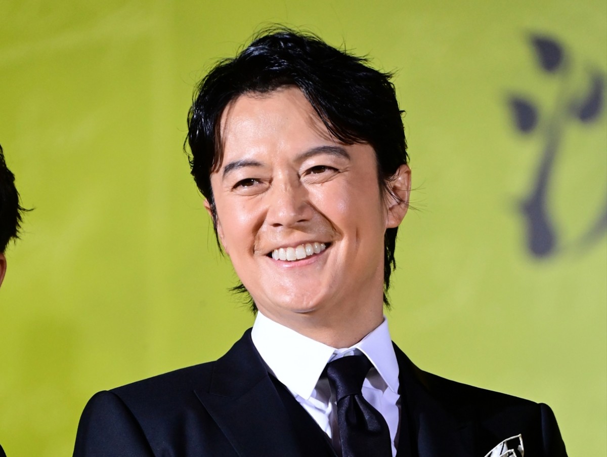 福山雅治、映画『沈黙のパレード』ジャパンプレミアイベント&完成披露試写会舞台あいさつに登場
