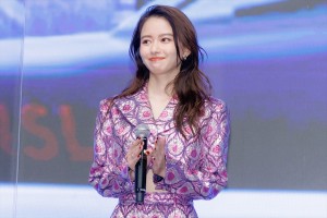 山本舞香、映画『ブレット・トレイン』出発式イベントに登場