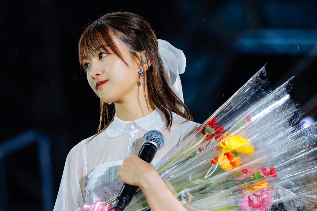 櫻坂46・尾関梨香＆原田葵が卒業セレモニー　7年間のアイドル活動に感謝