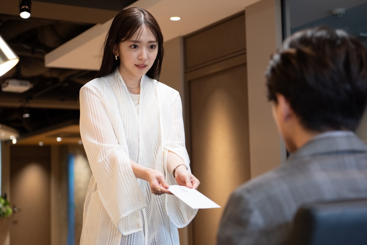 『ANIMALS』最終話　鈴木愛理＆本田響矢、空港で何度も交わすキスに感動と興奮の声　2人のその後を描く続編も配信