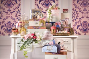 『SABON Holiday Collection 2022 先行販売 POP UP SHOP』