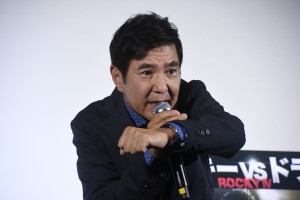 映画『ロッキーVSドラゴ：ROCKY IV』大ヒット御礼イベントに登壇した関根勤
