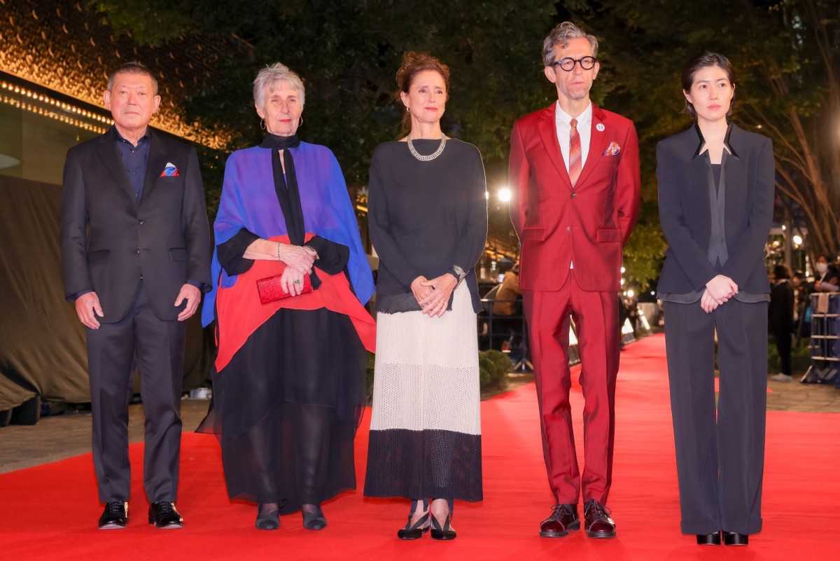 ＜第35回東京国際映画祭＞開幕！　豪華俳優陣がレッドカーペットに集結