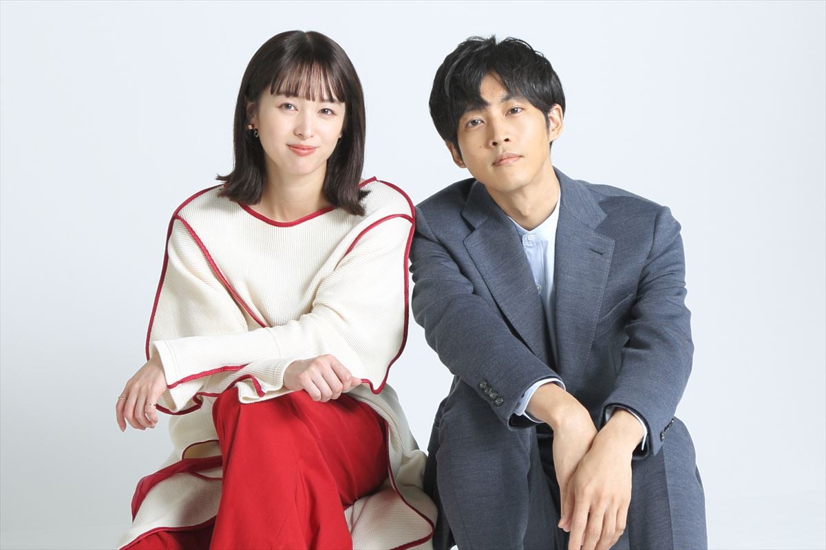 (左から)清野菜名、松坂桃李
