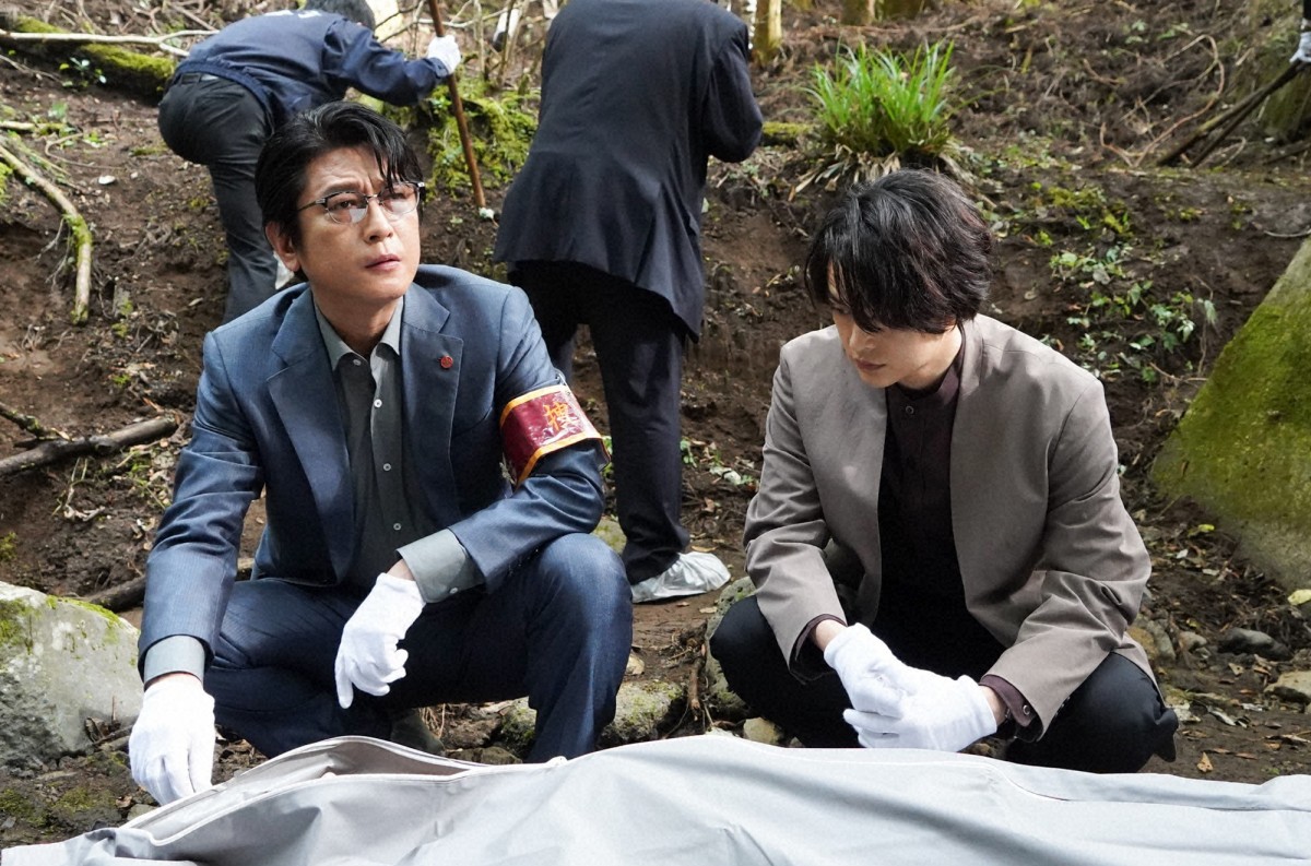 『霊媒探偵・城塚翡翠』今夜スタート　清原果耶が霊が視える能力を持つ“霊媒探偵”に