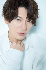 ドラマ『デブとラブと過ちと！』に出演する崎山つばさ