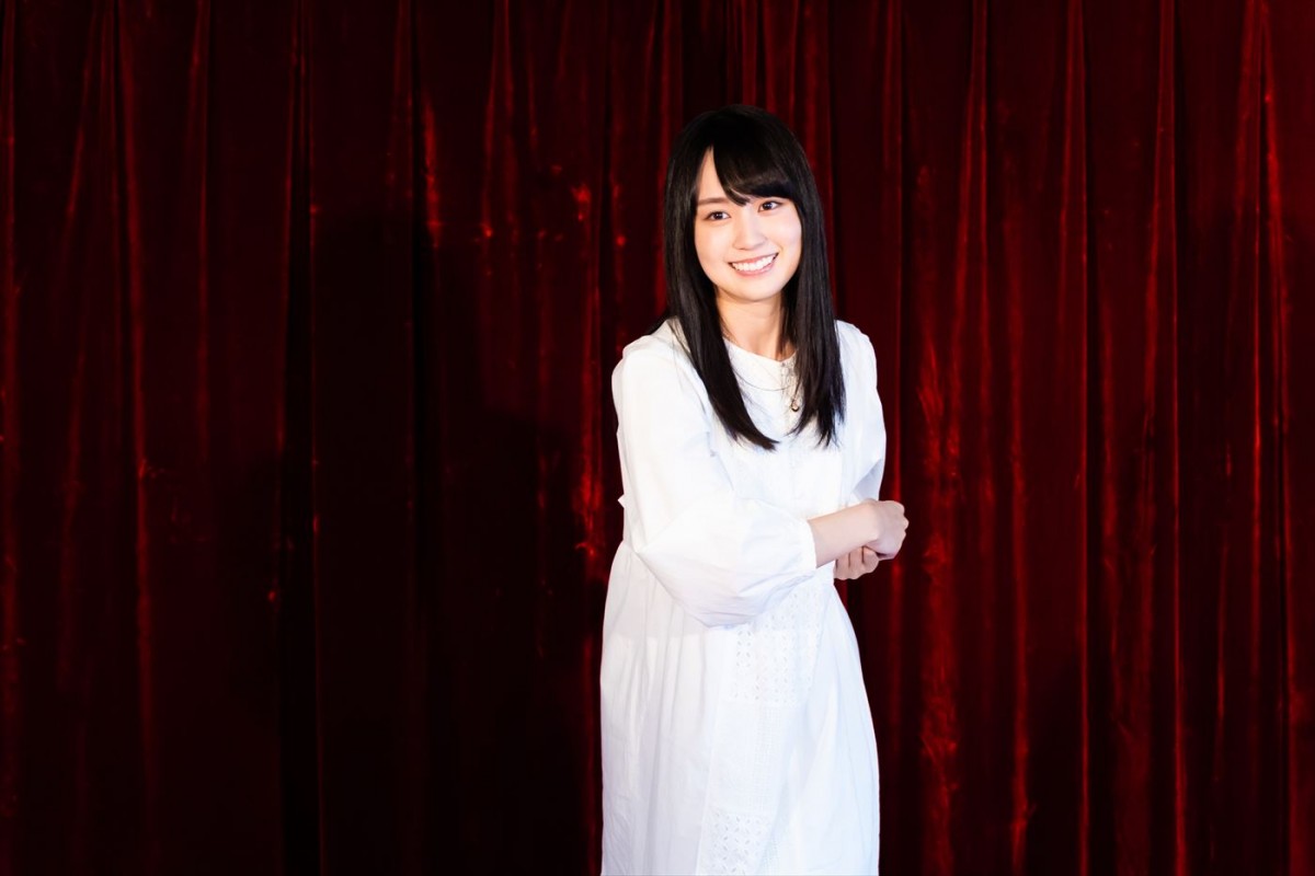 ドラマ『最初はパー』よりピン芸人志望のすみれ(賀喜遥香/乃木坂46)