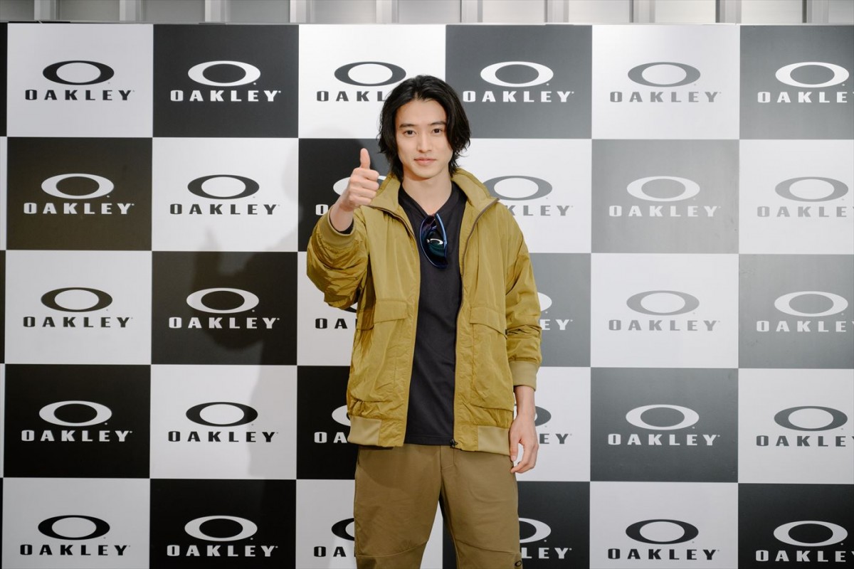 山崎賢人「キャンプがしたい」とアウトドアの意欲語る　オークリーブランドアンバサダー就任