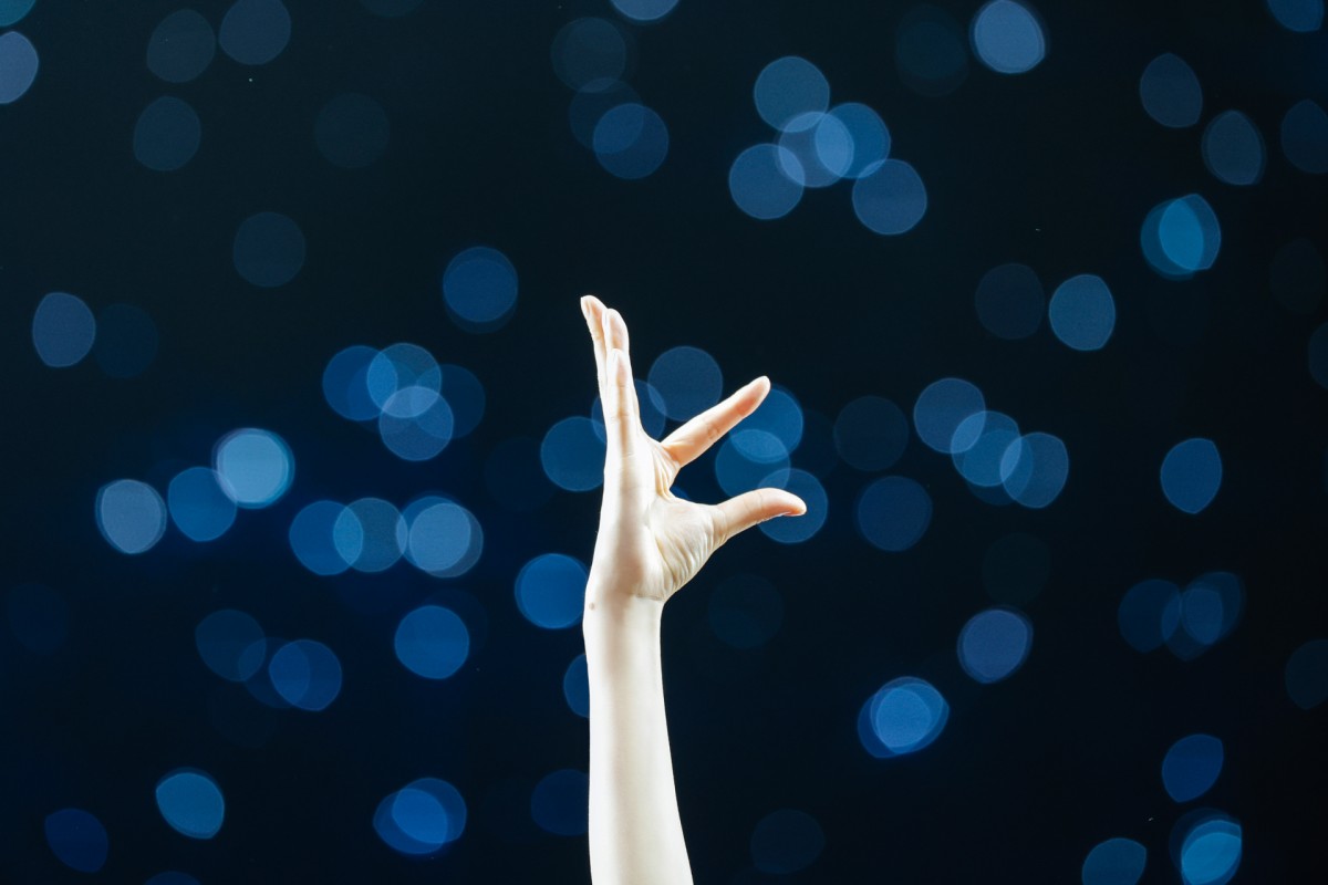 日向坂46・四期生、ライブ初パフォーマンス　「ブルーベリー＆ラズベリー」をフレッシュに披露＜Happy Smile Tour 2022＞