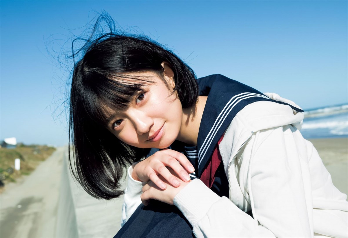 石井優希 「週刊ヤングジャンプ」3号より