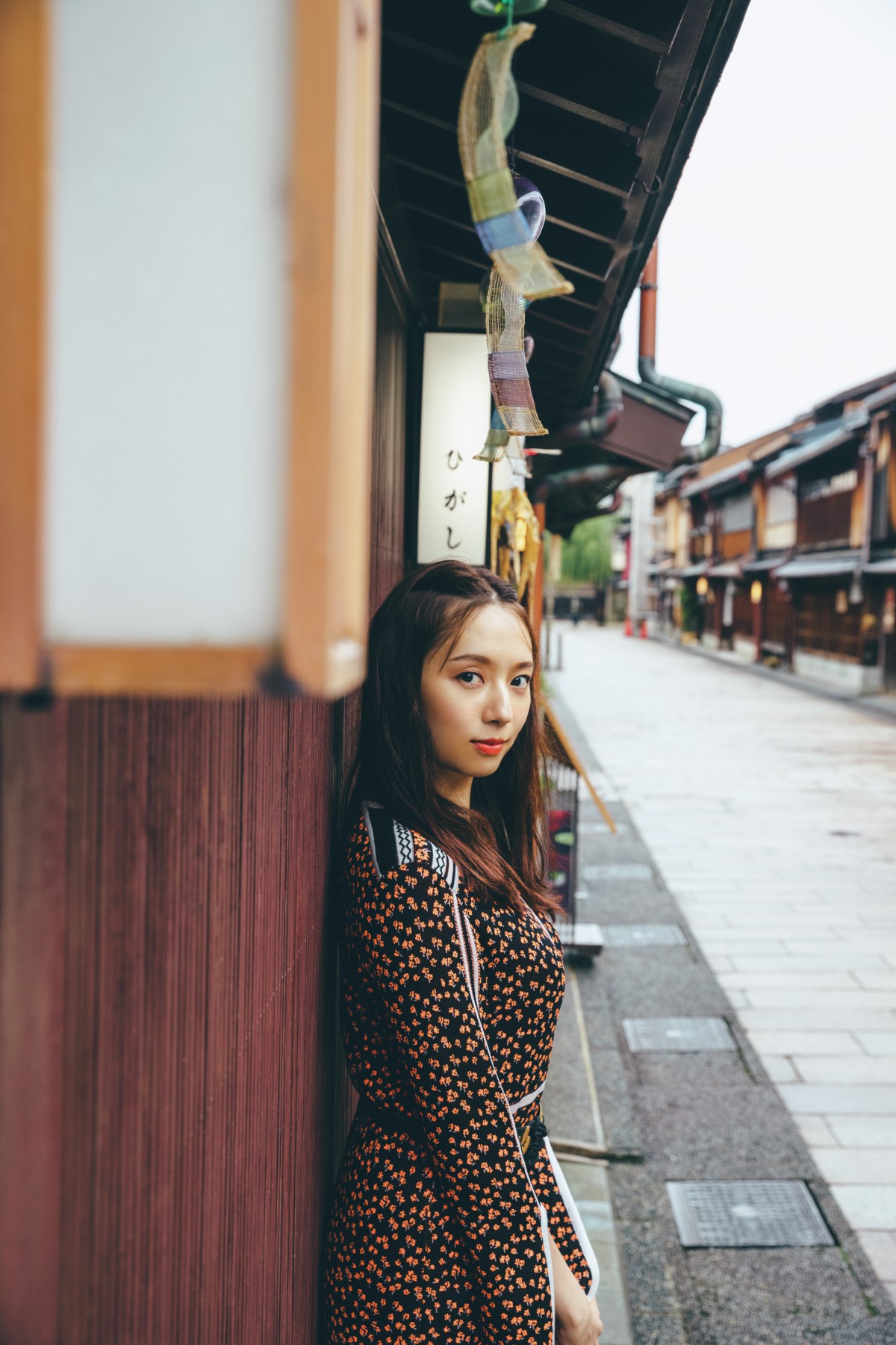 乃木坂46・新内眞衣が願う、グループ卒業後の姿「30代も楽しみ。ずっとチャーミングでいたい」