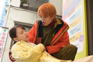 『ファイトソング』花枝“清原果耶”が倒れるシーンに反響　メンズを対比させる“演出”に注目