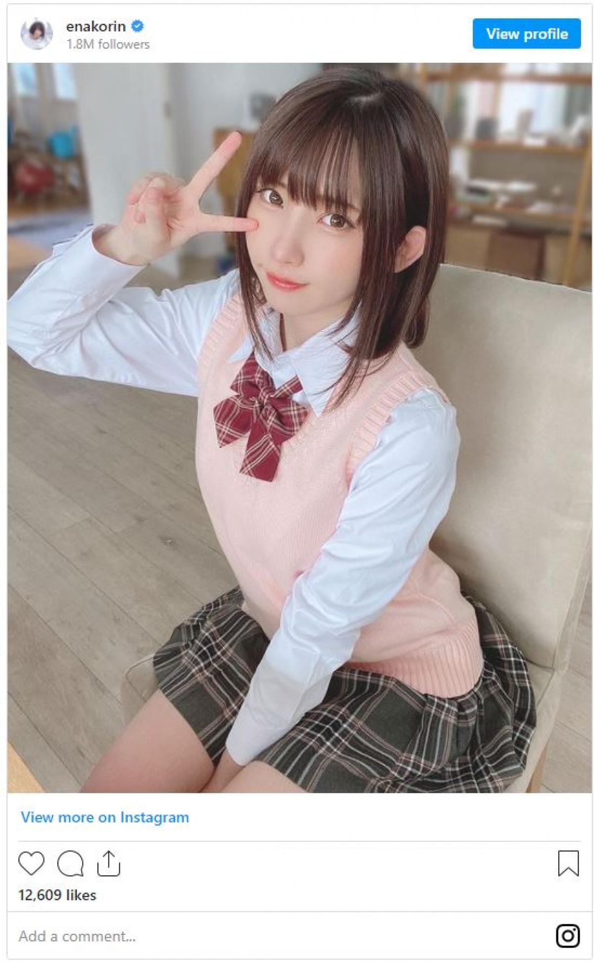 えなこ、キュートな女子高生ルック再び　「めっちゃ可愛い」と大反響