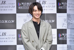 神尾楓珠、『WOWOWオリジナルドラマ 青野くんに触りたいから死にたい』完成報告会に登場
