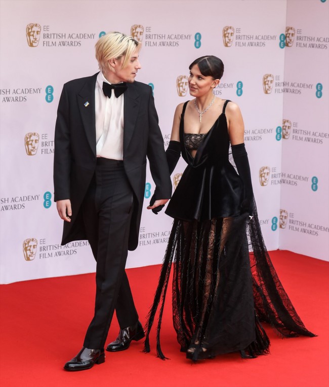 ミリー・ボビー・ブラウン、ジェイク・ボン・ジョヴィ　March 13, 2022 British Academy Film Awards 2022