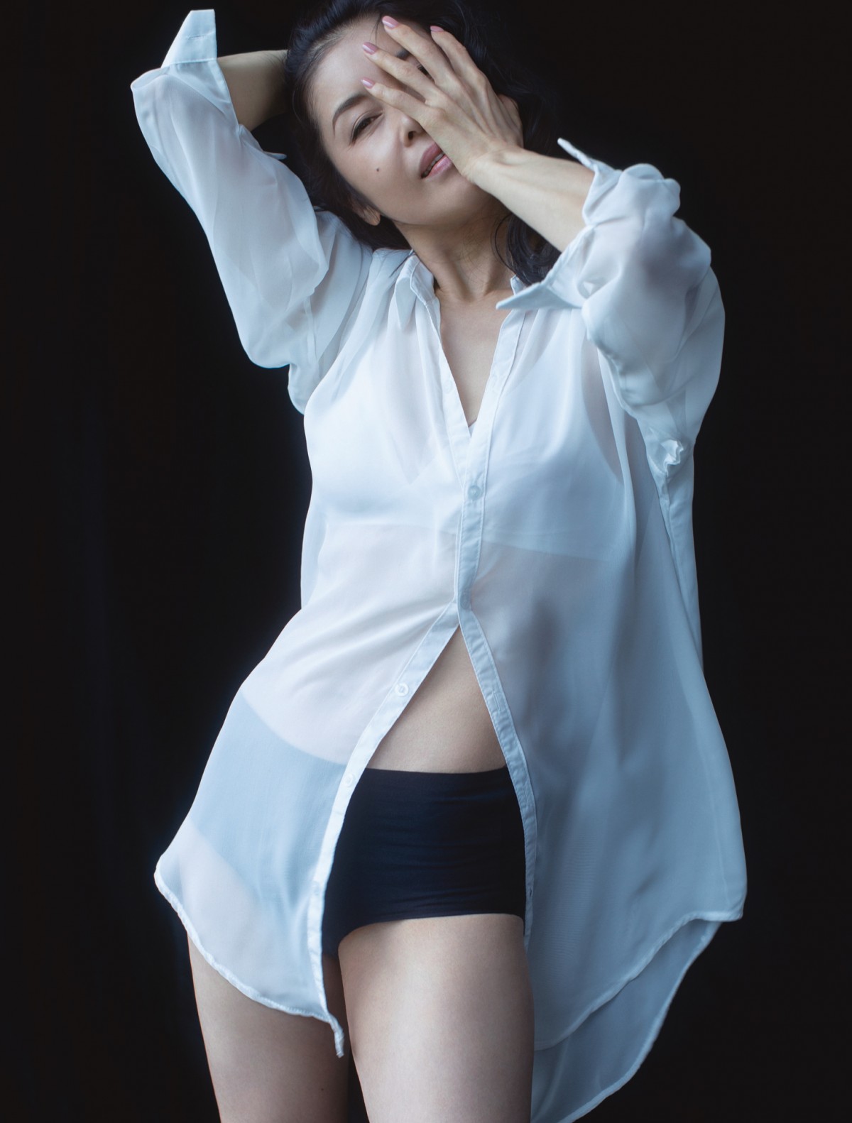 藤あや子、写真集の点数は120点　「還暦を迎えても輝き続けられる」