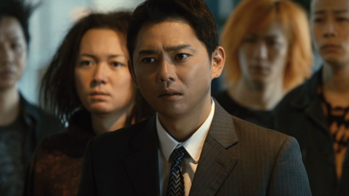 hideの音楽を世に届けたい――弟・裕士とhide with Spread Beaverの姿も！　今井翼主演『TELL ME』場面写真到着