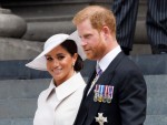 【写真】ヘンリー王子＆メーガン妃、手をつないでプラチナジュビリーの記念礼拝に