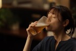 【写真】ドラマ『晩酌の流儀』に出演する辻凪子