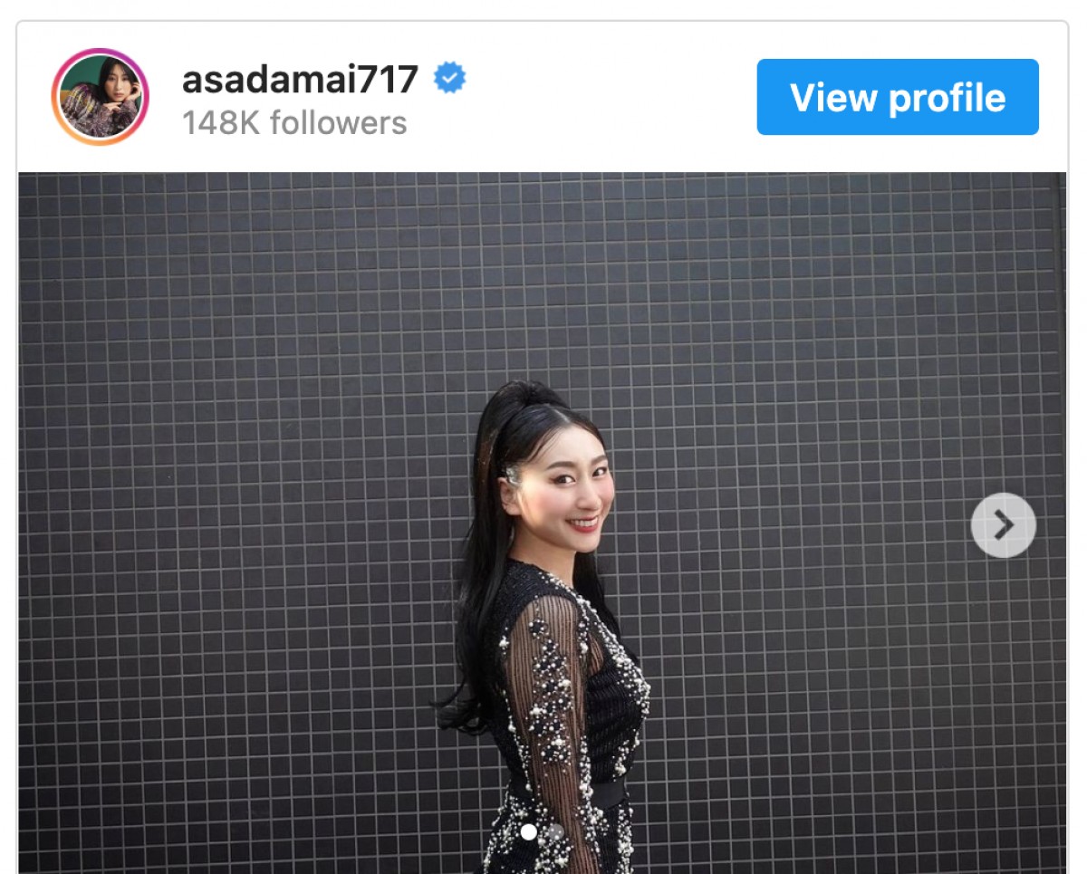 浅田舞が見せた“お姫様のような”ブラックドレス姿 ※「浅田舞」インスタグラム