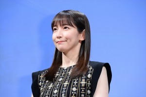 吉岡里帆、映画『島守の塔』完成披露試写会に登場