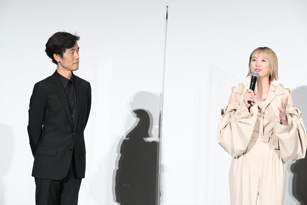 『キングダム2』吉沢亮こだわりの「椅子の座り方」 山崎賢人も絶賛「かっこよかった」