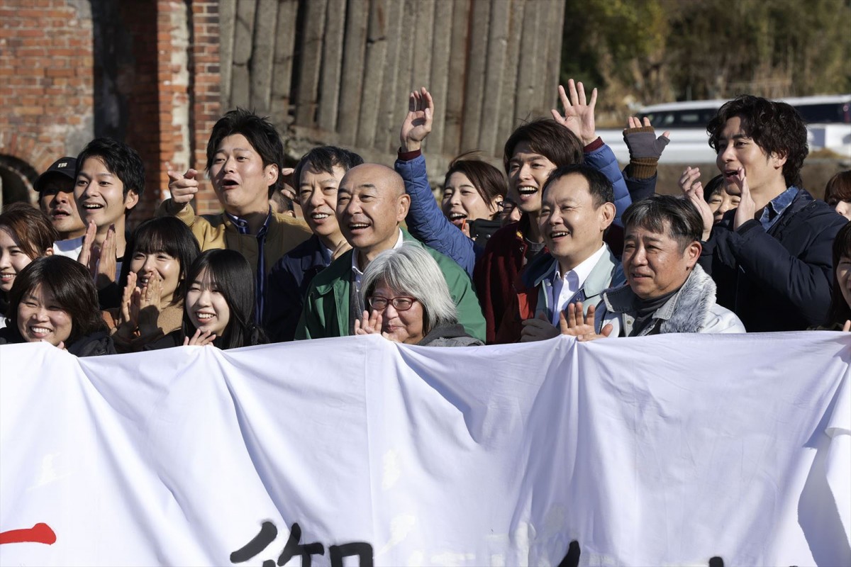 高橋克実主演『向田理髪店』全編福岡弁でおくる予告解禁　白洲迅らのコメントも到着
