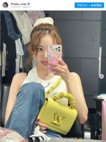 【写真】宮脇咲良、ポニーテール×“舌ペロ”ショットにファン歓喜　「可愛すぎる」「好き」