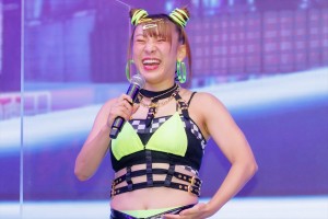 フワちゃん、映画『ブレット・トレイン』出発式イベントに登場