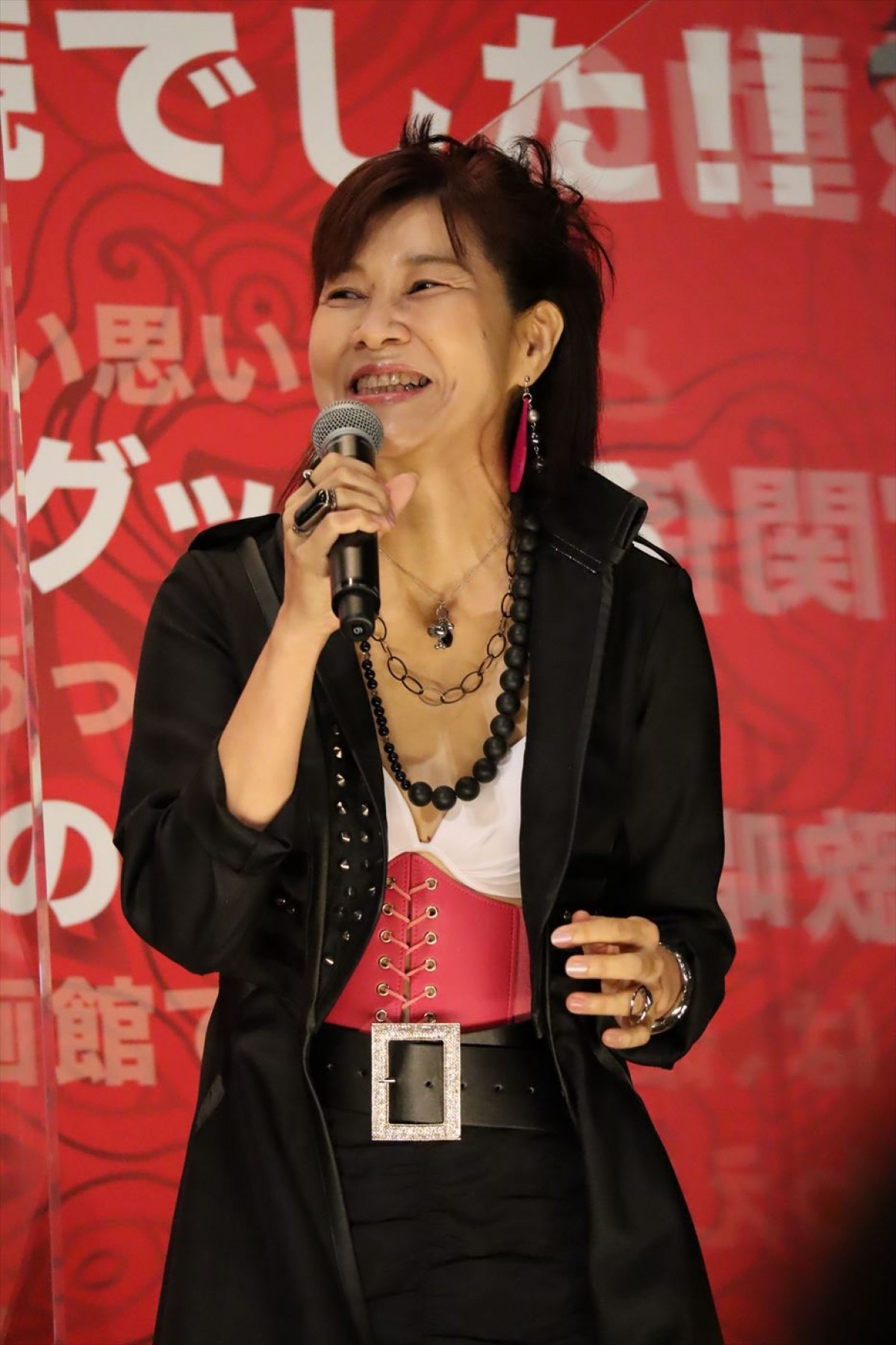 田中真弓、『ONE PIECE』舞台あいさつでパズーの名セリフ　山口勝平「思わずバルスって言いそうに（笑）」