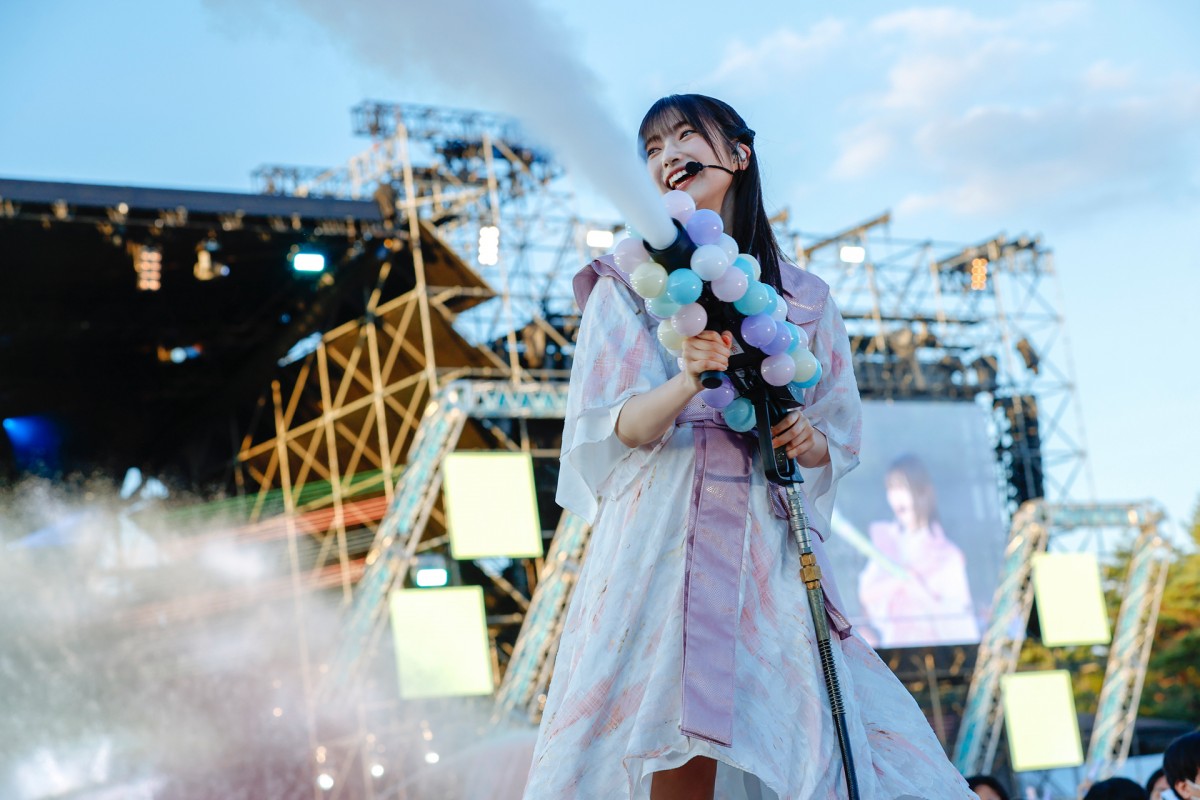 櫻坂46・尾関梨香＆原田葵が卒業セレモニー　7年間のアイドル活動に感謝