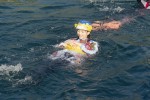 【動画】のん、生きたお魚をバタフライナイフでシメ、海中ダイブにもトライ！　全シーンスタントなしの『さかなのこ』メイキング