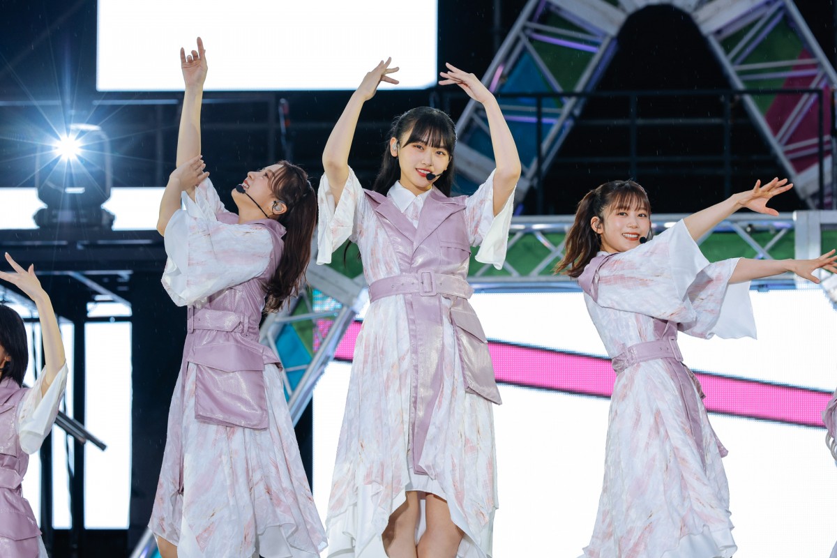 櫻坂46・尾関梨香＆原田葵が卒業セレモニー　7年間のアイドル活動に感謝