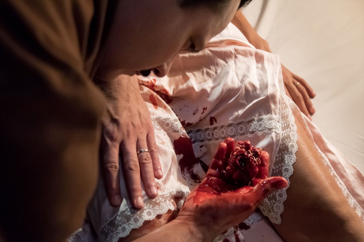 ブラジルに実在した心霊手術師の生涯を描いた実話『奇蹟の人／ホセ・アリゴー』予告解禁