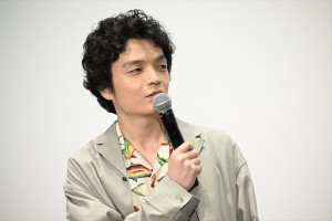 岡山天音、映画『さかなのこ』公開記念舞台あいさつに登場