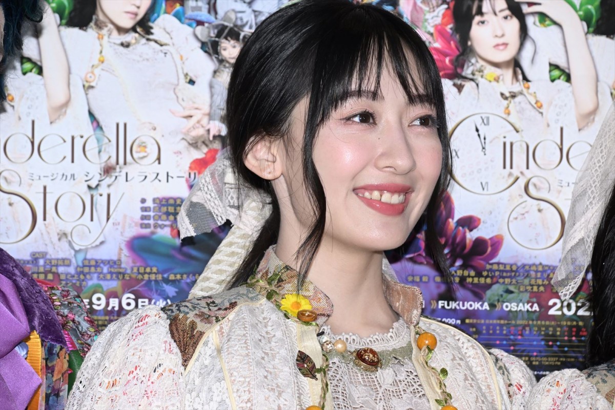 加藤梨里香、シンデレラ役に胸膨らませる「現実を忘れられるくらいすごく華やか」