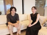 『UR LIFESTYLE COLLEGE』ゲストの池松壮亮（左）とナビゲーターの吉岡里帆（右）