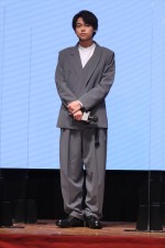 菅生新樹、縦型ドラマ『トップギフト』完成報告イベントに登場