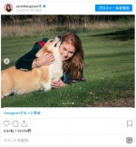 エリザべス女王の愛犬のコーギー、ミュイックとサンディの写真をサラ・ファーガソンが公開　※「サラ・ファーガソン」インスタグラム