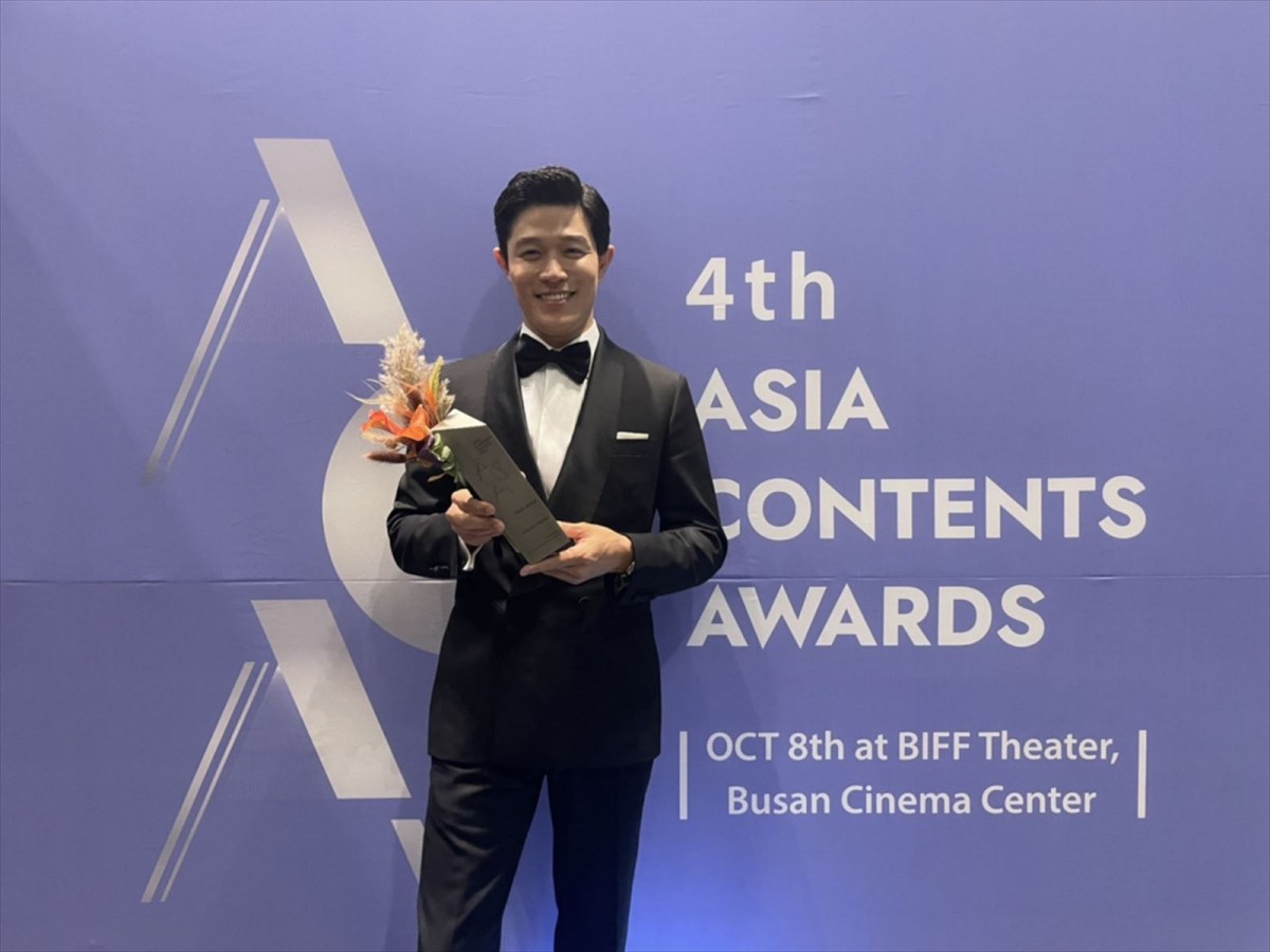 「第4回アジアコンテンツアワード(ACA)」で主演男優賞を受賞した鈴木亮平