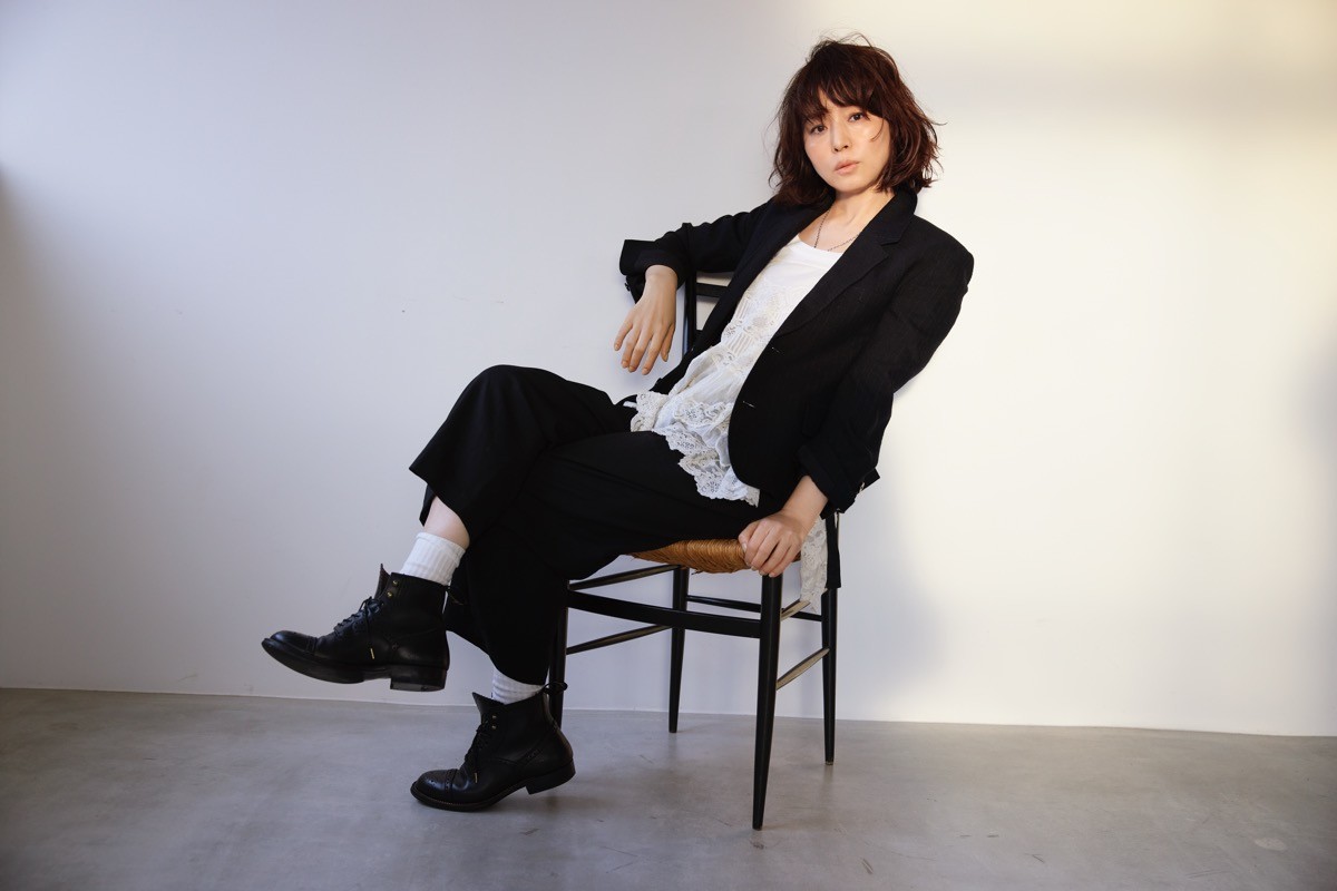 石田ゆり子の音楽活動プロジェクト“lily”、初ミニアルバム発売「深い感動を覚えています」