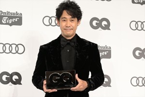 大泉洋、「GQ MEN OF THE YEAR 2022」フォトコールに登場